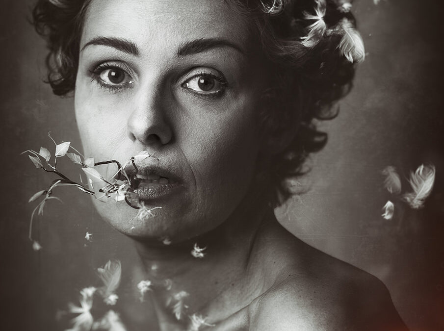 Creative portrait photography for women in Rome by Francesco Russotto, natural and confident fine art portraits