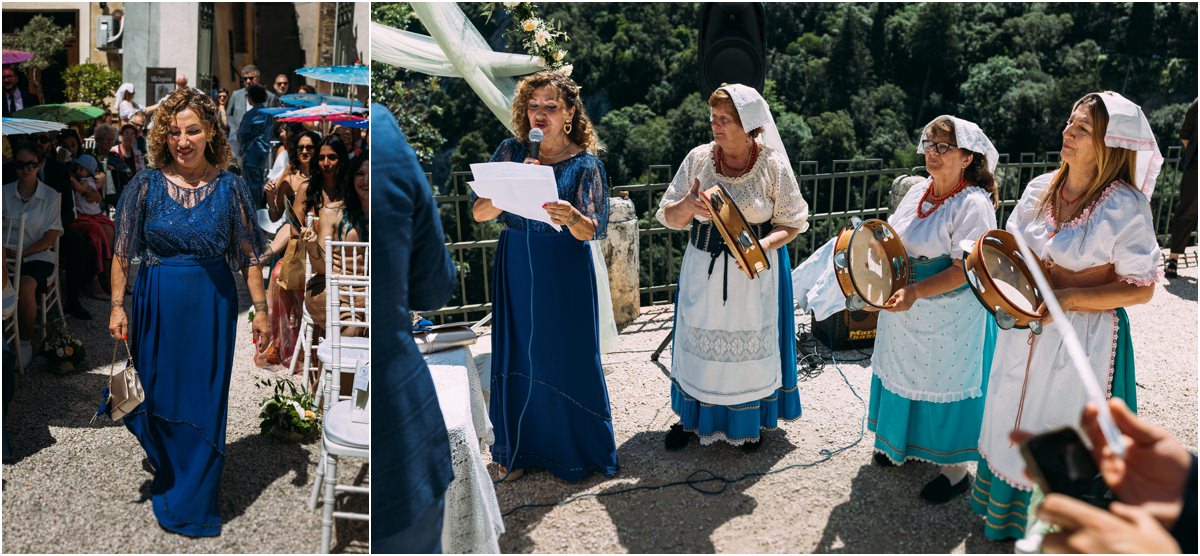 La mamma dello sposo legge le poesie con le Tamburellare alla cerimonia a Tivoli