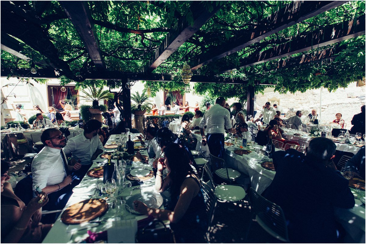Festa e balli al ricevimento di matrimonio al Ristorante Sibilla a Tivoli