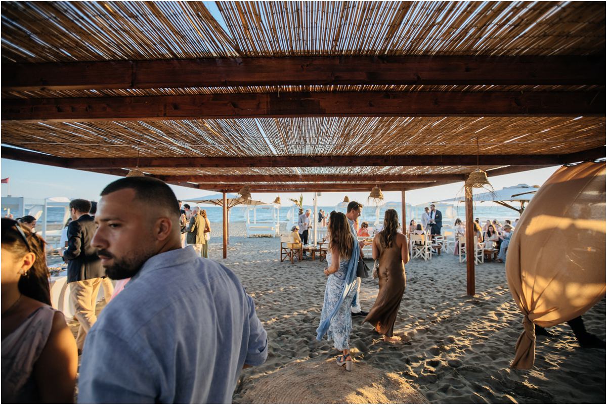 Ospiti al matrimonio in spiaggia a Controvento Fregene