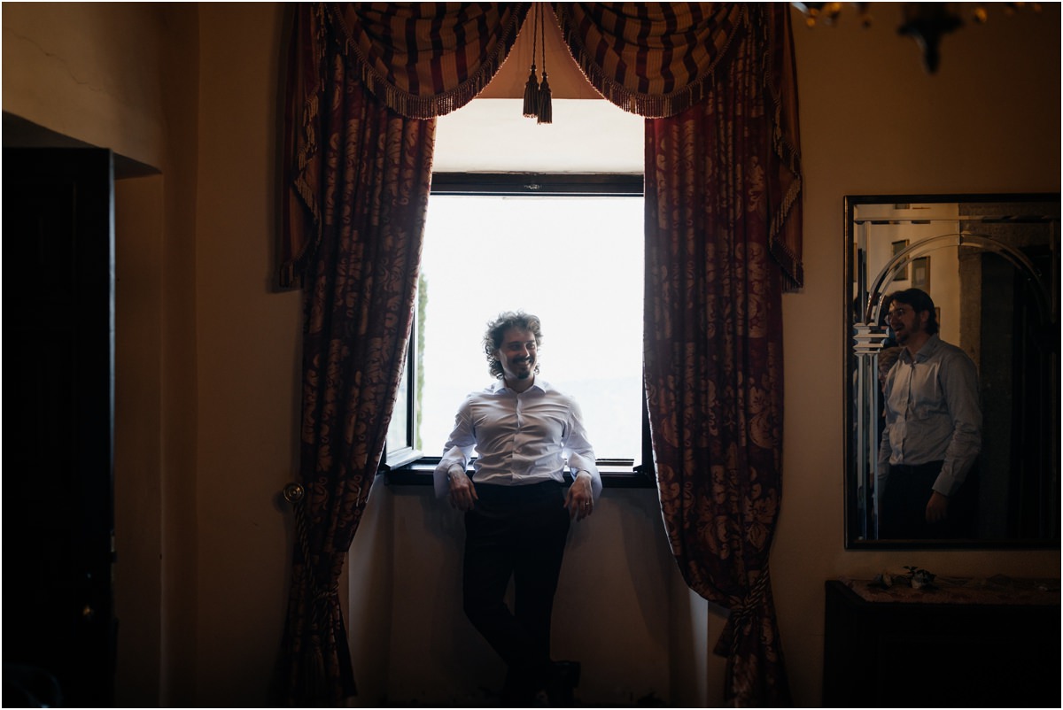 Momento dei preparativi dello sposo a Villa del Cardinale ai Castelli Romani