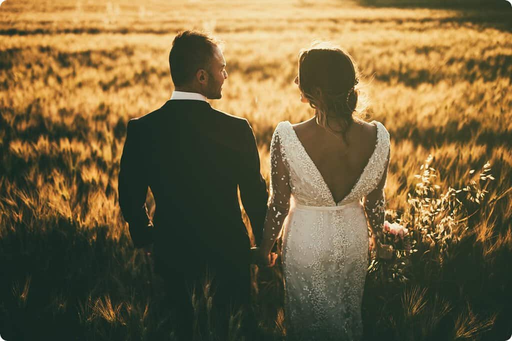 Matrimonio di pomeriggio con foto al tramonto